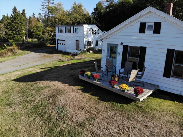 $298,000 | 36 Green Head Road, Stonington, ME 04681