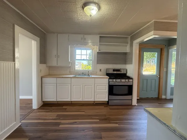 $298,000 | 36 Green Head Road, Stonington, ME 04681