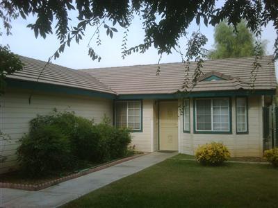 1094 East Santa Rosa Street Reedley, CA 93654 - Photo 1 of 3 Gallery Image 1