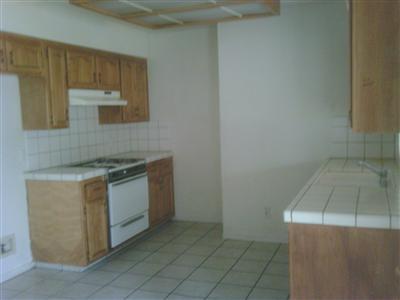 1094 East Santa Rosa Street Reedley, CA 93654 - Photo 2 of 3 Gallery Image 2