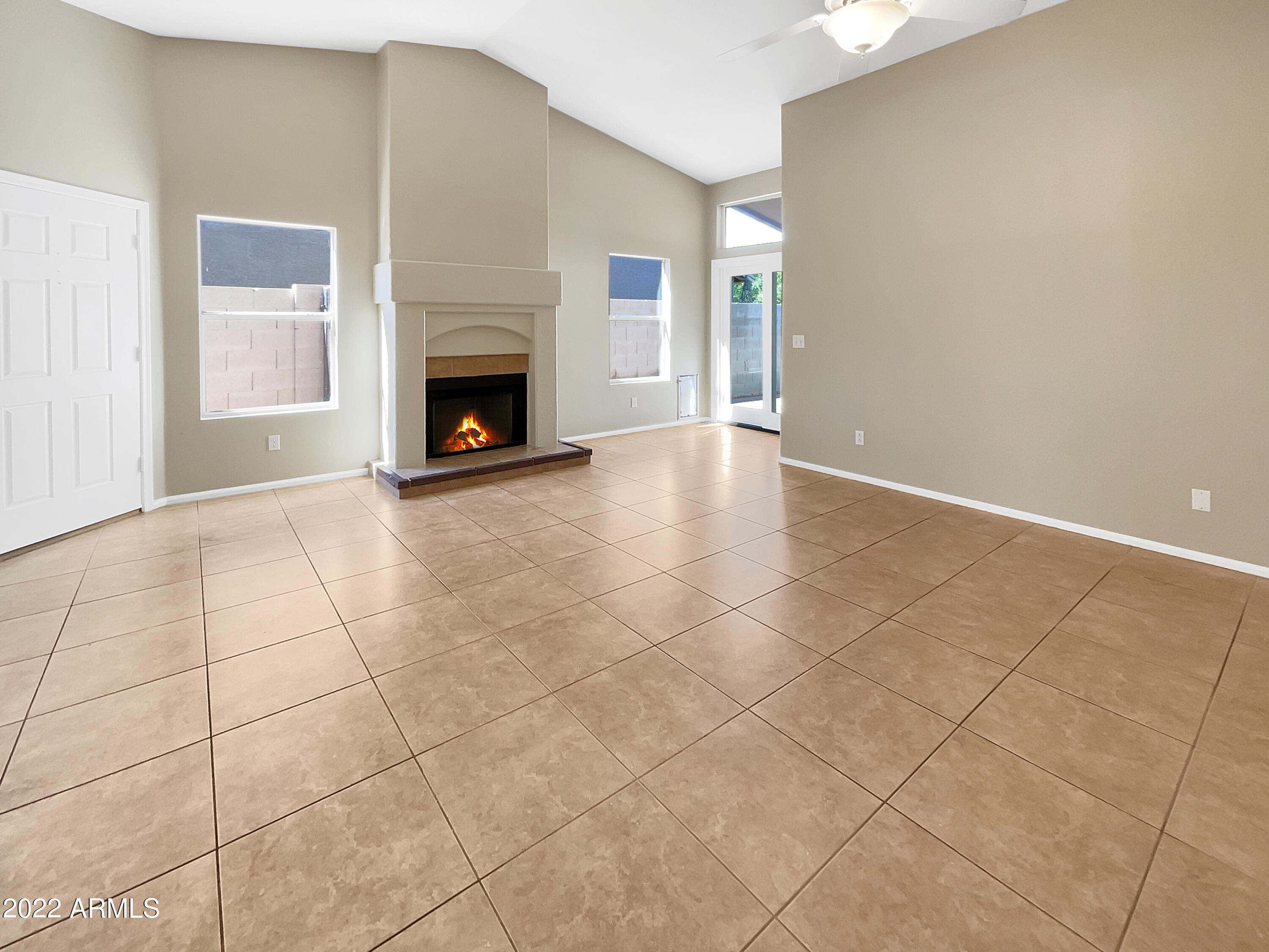 3030 East Escuda Road Phoenix, AZ 85050 - Photo 9 of 21 listing_8