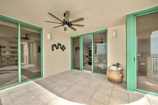 a view of a livingroom with tub
