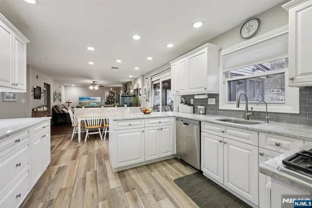 $950,000 | 7 Welsh Court, Wayne, NJ 07470