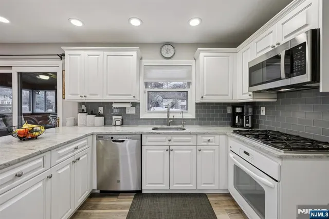 $950,000 | 7 Welsh Court, Wayne, NJ 07470