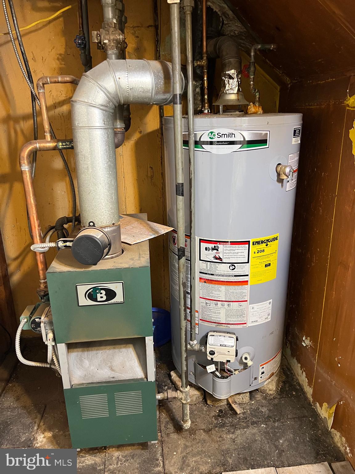 363 Sherbrook Boulevard Upper Darby, PA 19082 - Photo 21 of 22 a view of water heater room