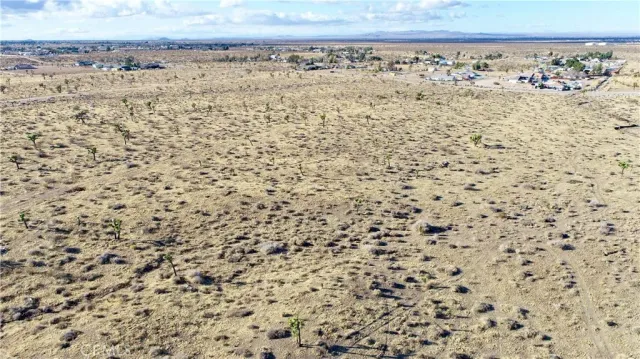 a view of a sky view