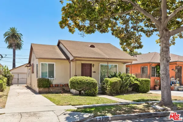 $925,000 | 2716 Thurman Avenue, Los Angeles, CA 90016