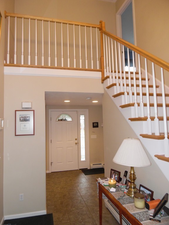 73 Raymond Road Marlborough, MA 01752 - Photo 13 of 23 Gallery Image 13