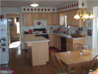 204 Strassburger Road Perkasie, PA 18944 - Photo 3 of 5 Gallery Image 3