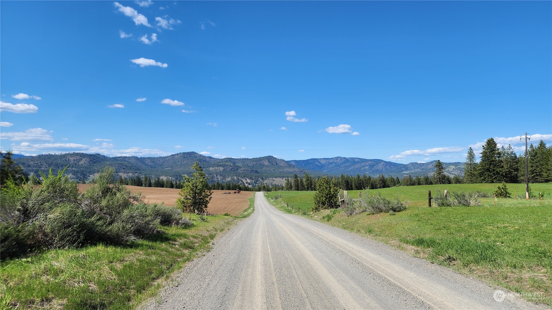 6531 Camp Naborlee Road Fruitland, WA 99129 - Photo 3 of 13 Gallery Image 3
