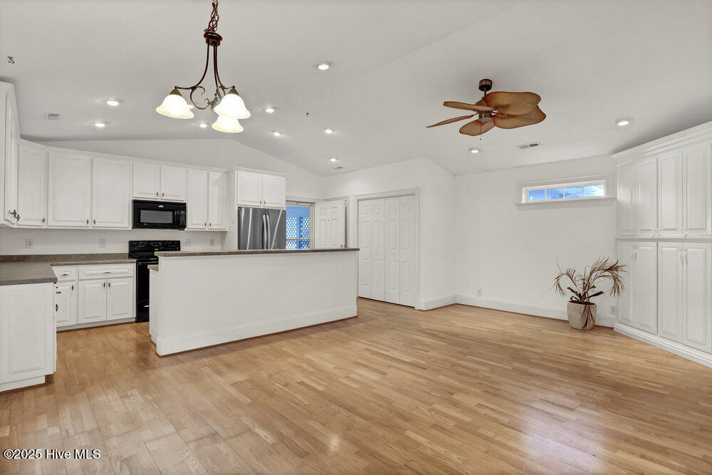 1831 Hawthorne Road Wilmington, NC 28403 - Photo 36 of 50 p1233150_879