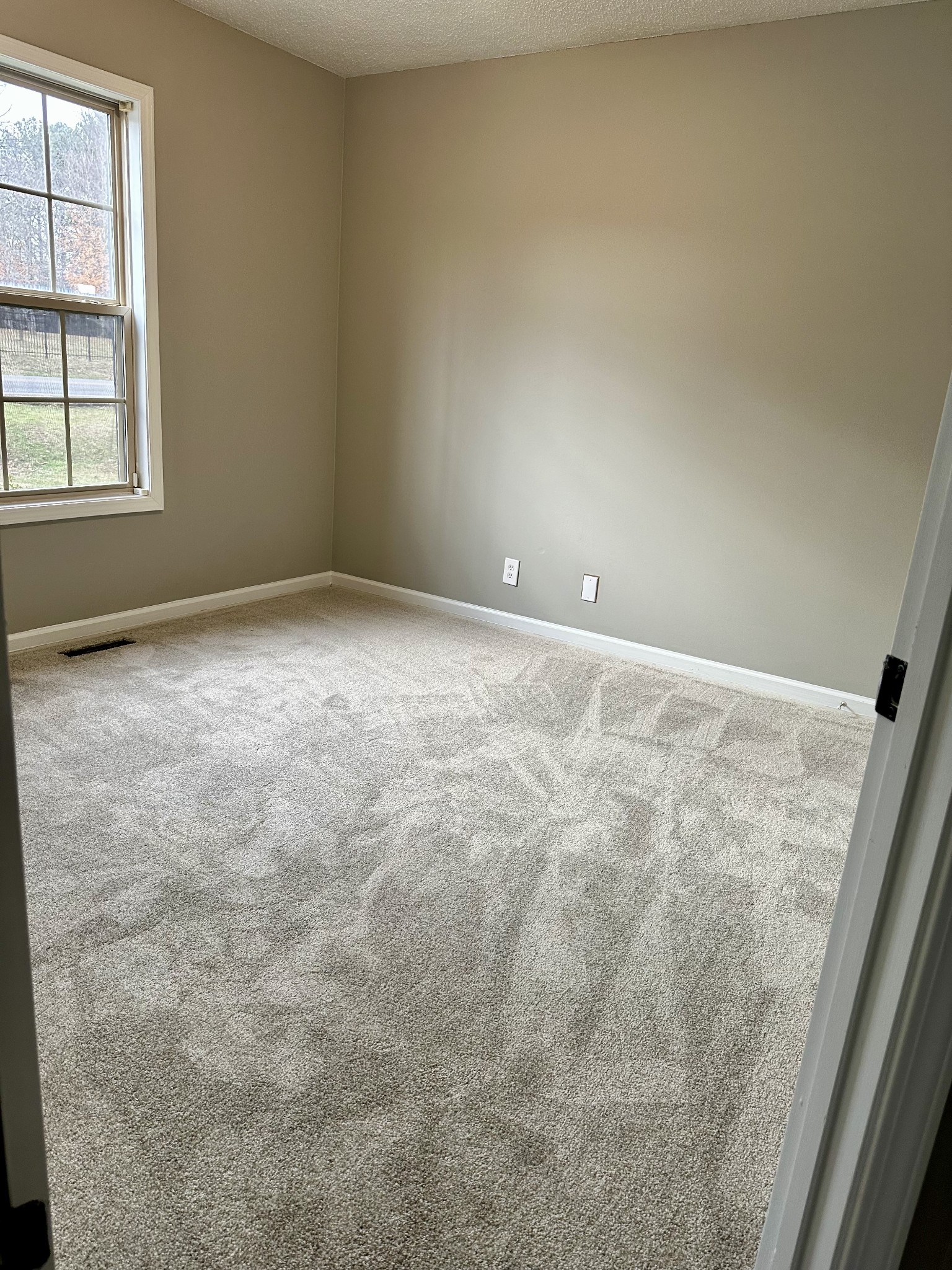 1919 Needmore Road Clarksville, TN 37042 - Photo 27 of 36 Gallery Image 27