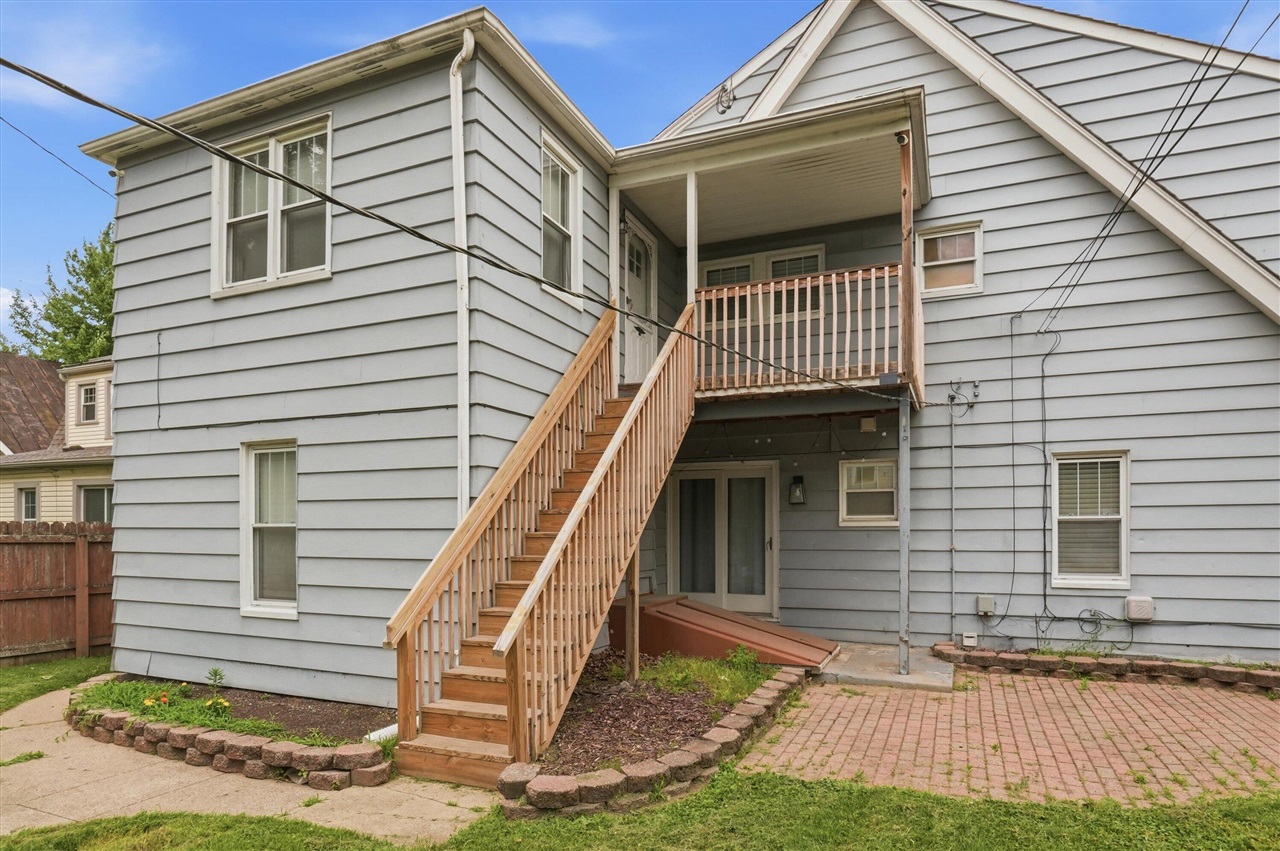 707 Harrison Street, Unit : 2 Monroe, MI 48161 - Photo 6 of 34