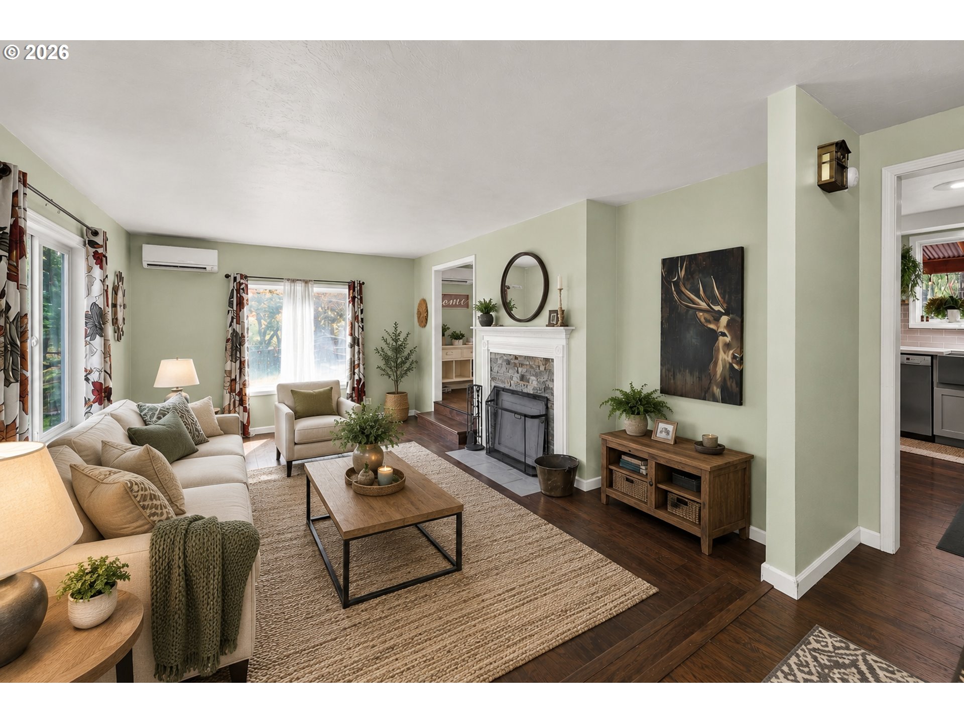 87167 Dukhobar Road Eugene, OR 97402 - Photo 7 of 48 Living Room/Entrance