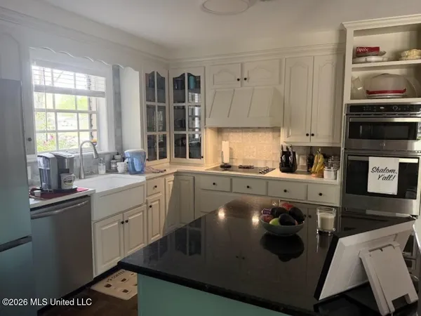 $369,900 | 807 Del Sud Drive, Pascagoula, MS 39581