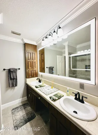 $369,900 | 807 Del Sud Drive, Pascagoula, MS 39581