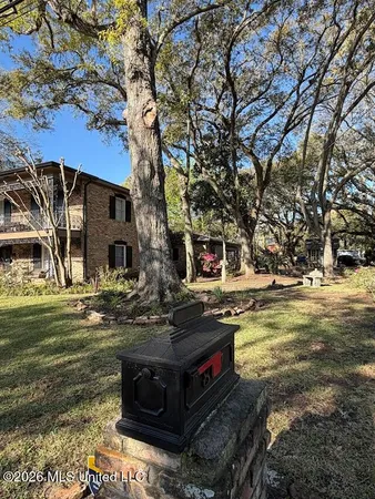 $369,900 | 807 Del Sud Drive, Pascagoula, MS 39581