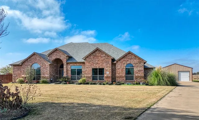 $575,000 | 178 Chazlynn Court, Waxahachie, TX 75165