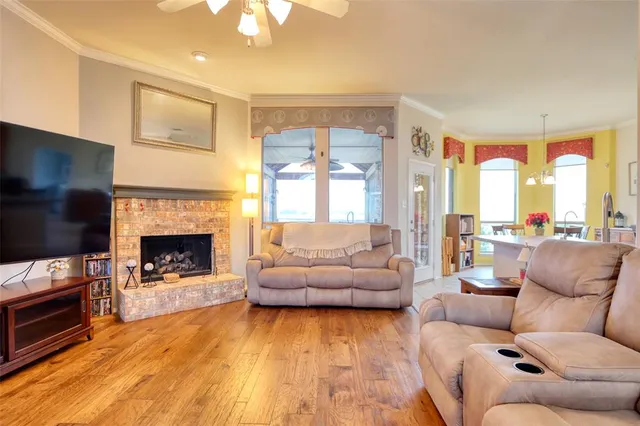 $575,000 | 178 Chazlynn Court, Waxahachie, TX 75165