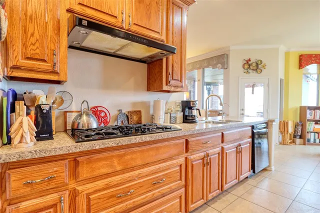 $575,000 | 178 Chazlynn Court, Waxahachie, TX 75165