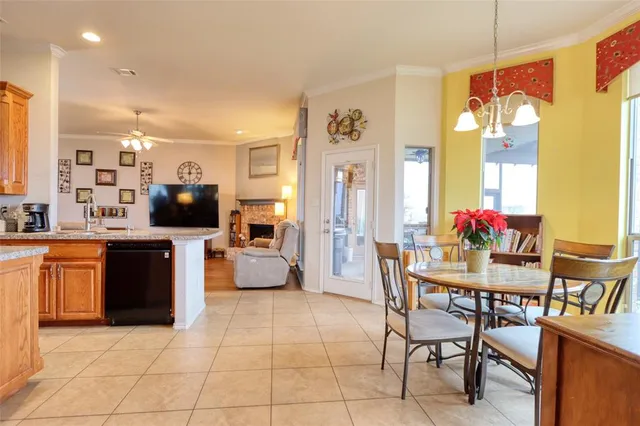 $575,000 | 178 Chazlynn Court, Waxahachie, TX 75165