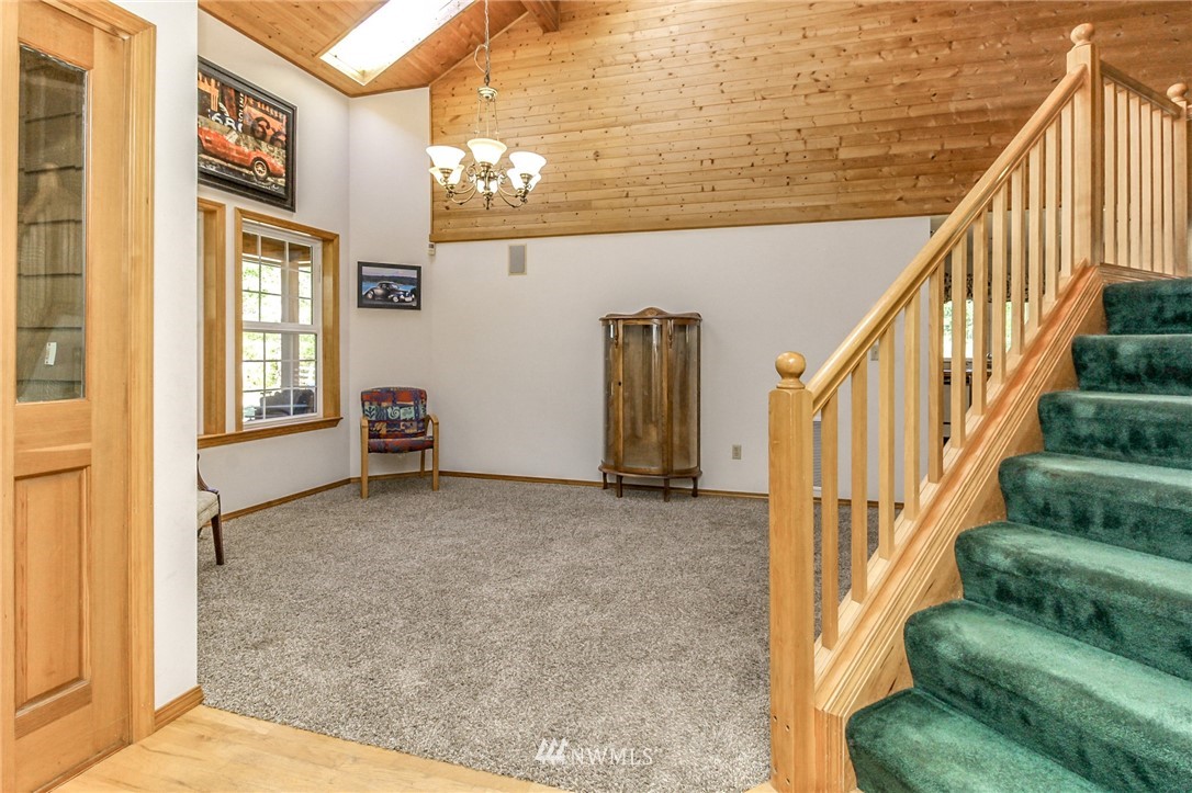 5000 Southwest Old Clifton Road Port Orchard, WA 98367 - Photo 7 of 39 Gallery Image 7