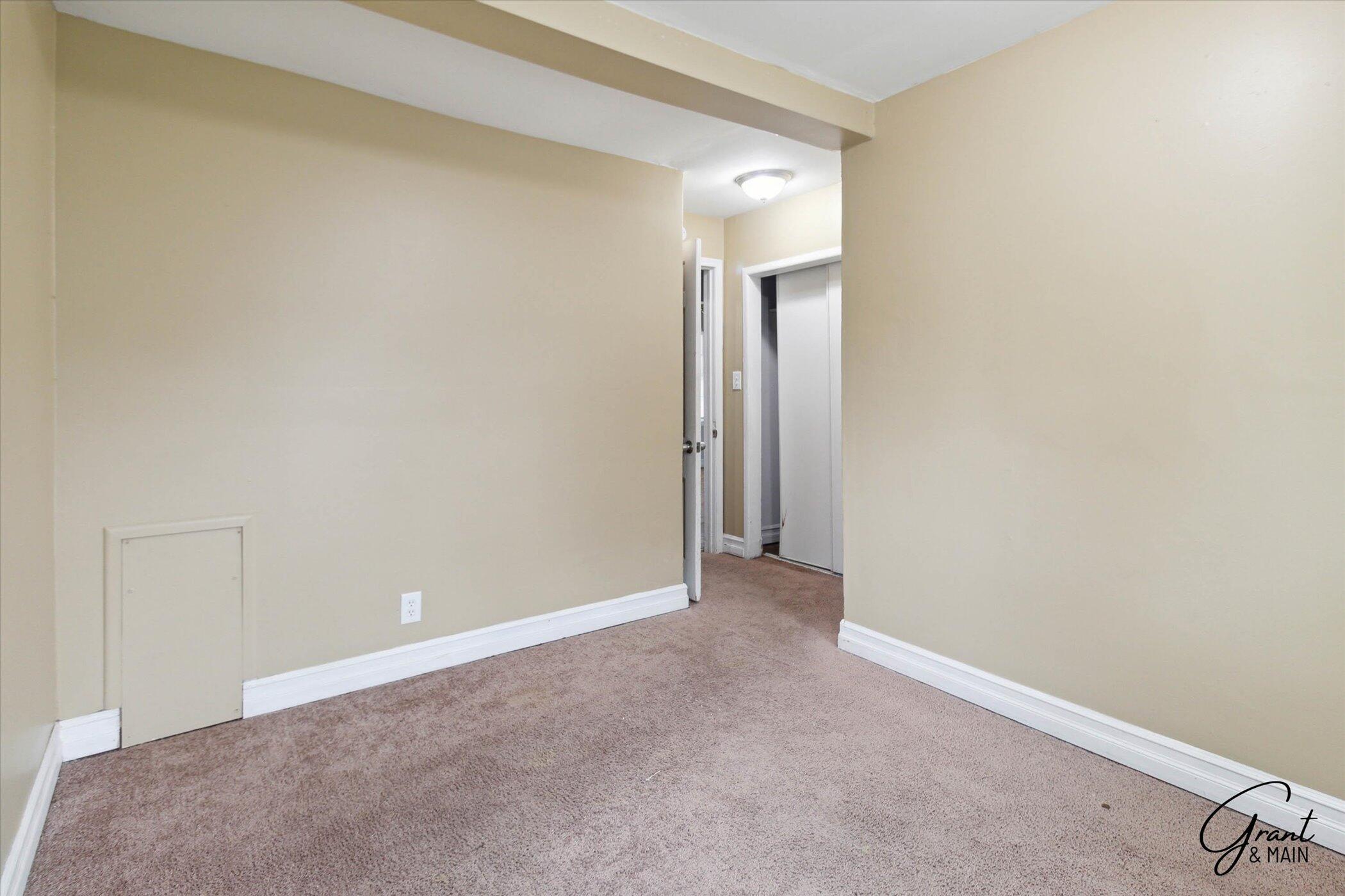 7209 Prospect Avenue Warren, MI 48091 - Photo 4 of 8 20-20-7209-Prospect-Ave-Warren-MI-48091-
