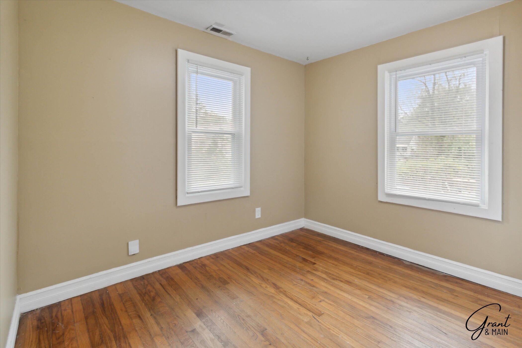 7209 Prospect Avenue Warren, MI 48091 - Photo 5 of 8 17-17-7209-Prospect-Ave-Warren-MI-48091-