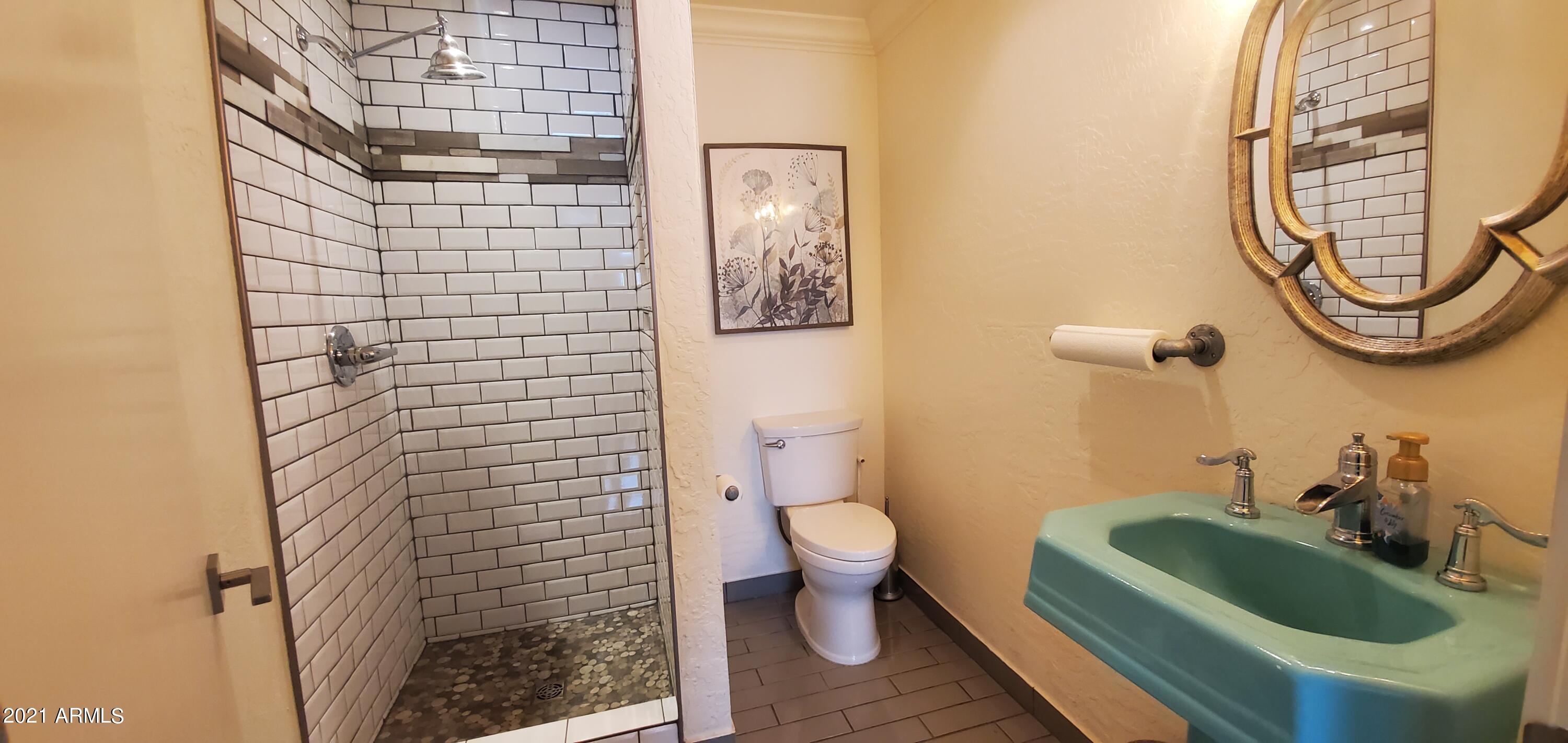 22027 South Ellsworth Road Queen Creek, AZ 85142 - Photo 13 of 26 Bathroom1