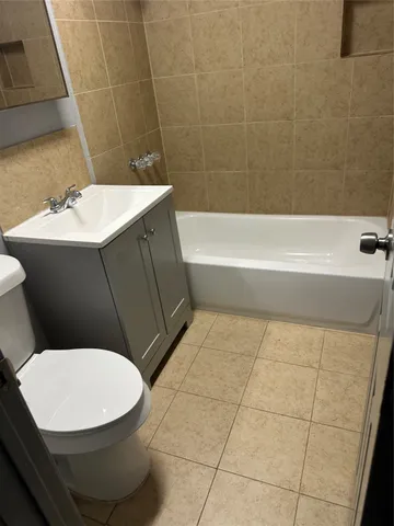 $850 | 2419 Pannell Street, Unit 13, Houston, TX 77026