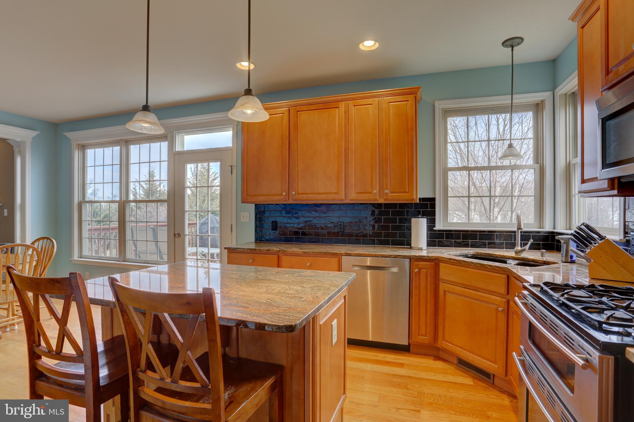 307 Bowyer Lane Lititz, PA 17543 - Photo 12 of 39 Kitchen
