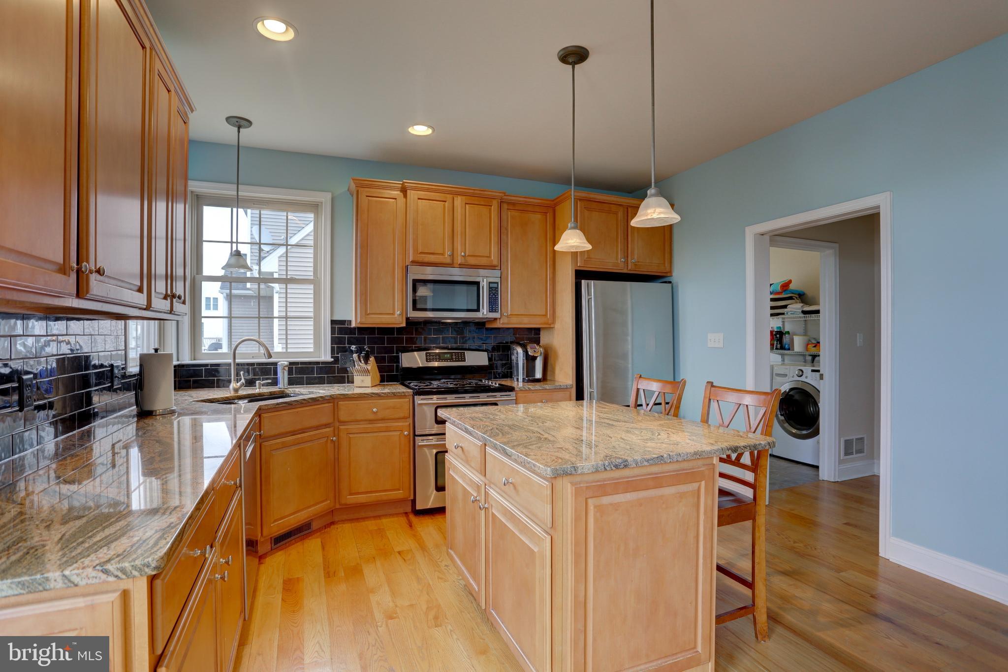 307 Bowyer Lane Lititz, PA 17543 - Photo 14 of 39 Kitchen
