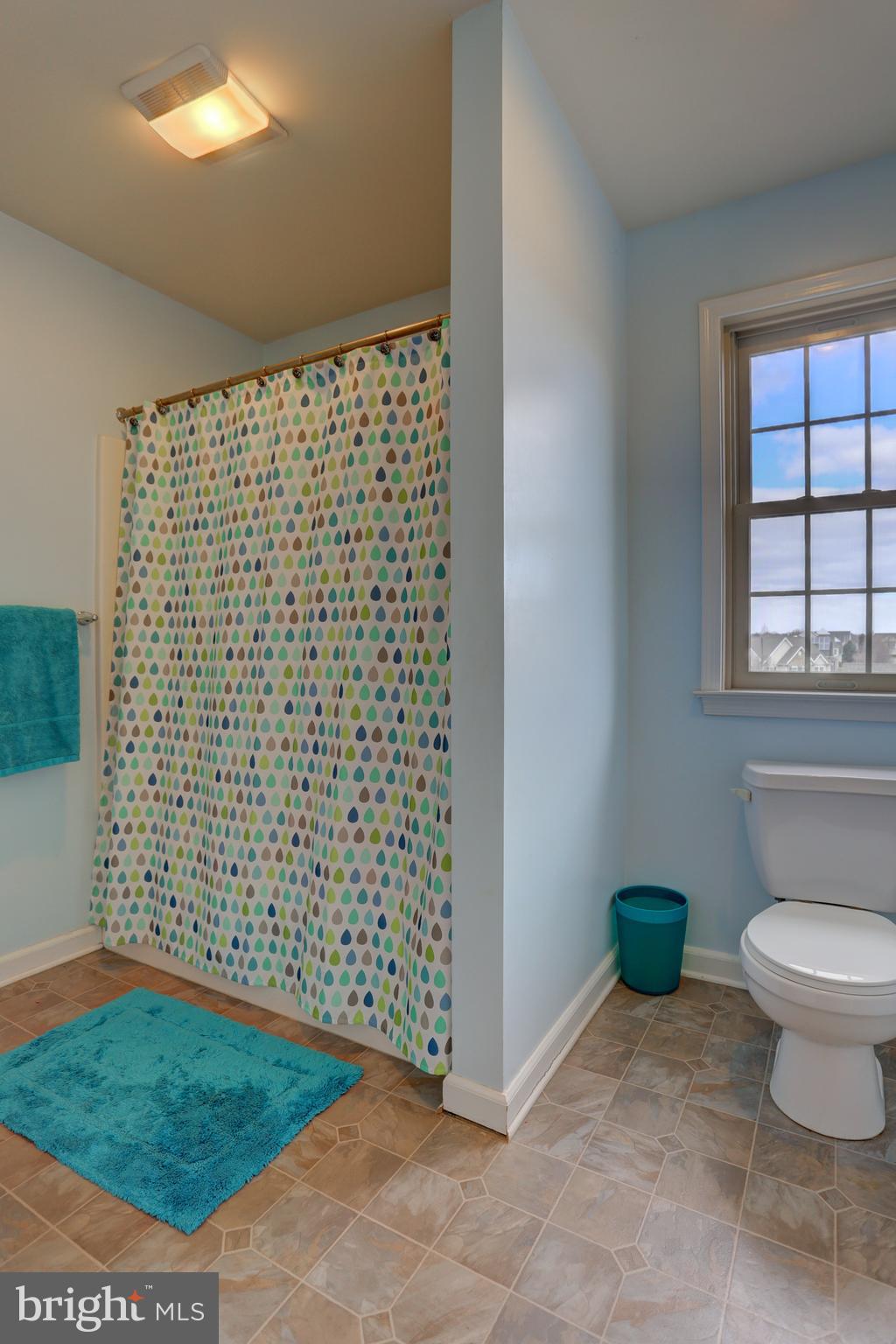 307 Bowyer Lane Lititz, PA 17543 - Photo 27 of 39 Jack n' Jill Bathroom #2