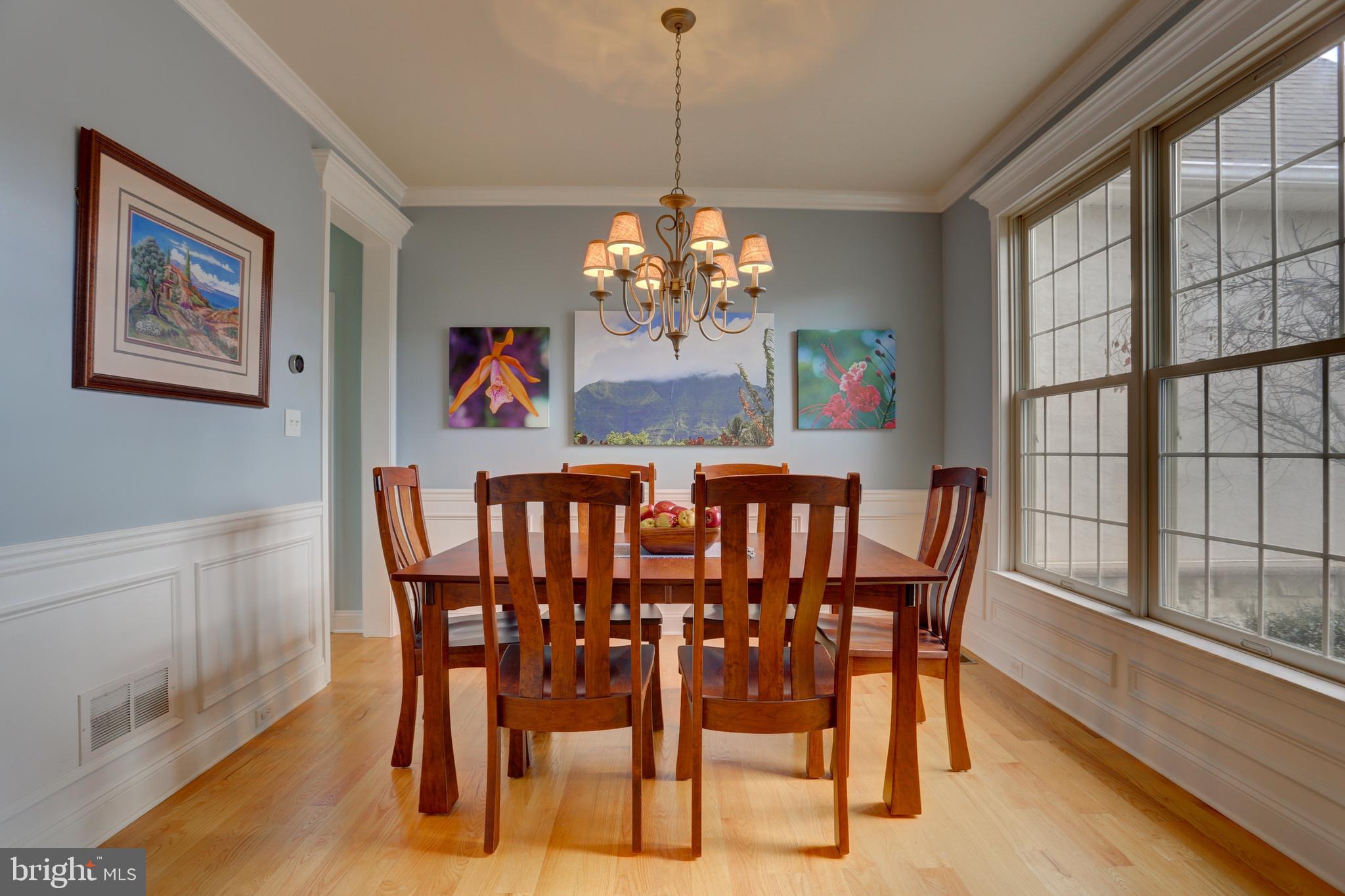 307 Bowyer Lane Lititz, PA 17543 - Photo 5 of 39 Dining Room