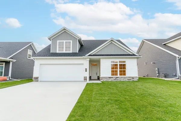 $689,900 | 5108 Mira Way, West Fargo, ND 58078