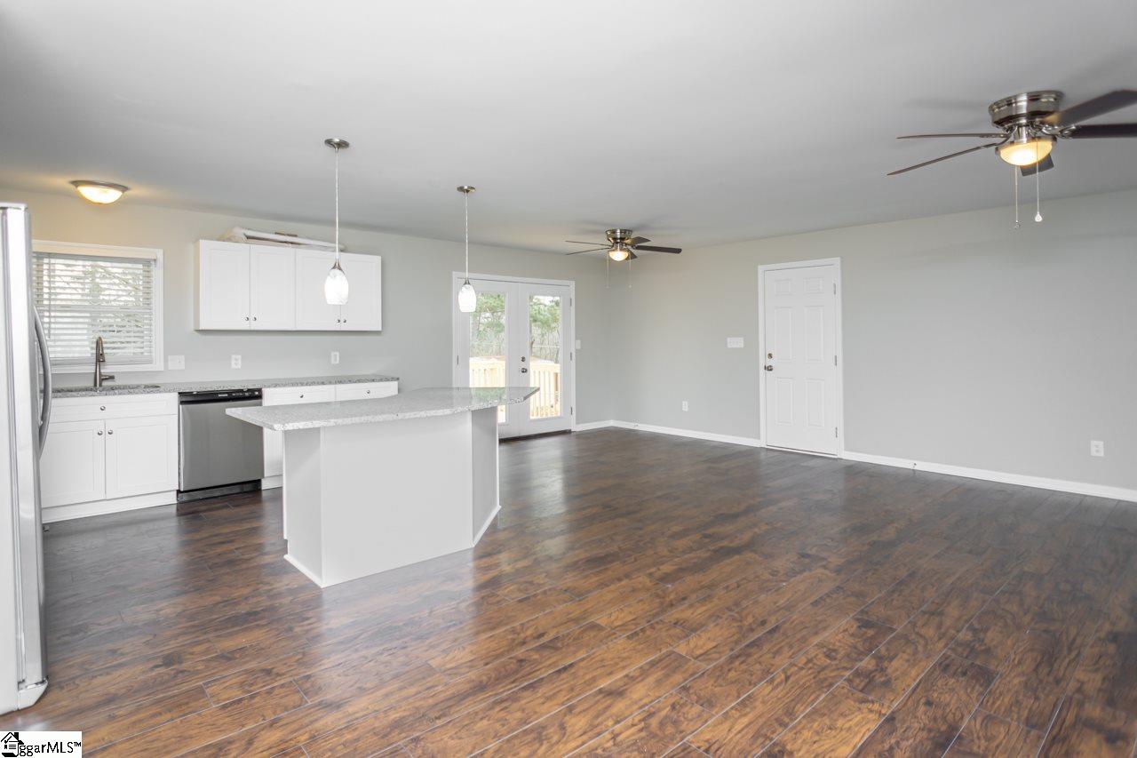 1821 Old Pendleton Road Easley, SC 29642 - Photo 3 of 31 Gallery Image 3