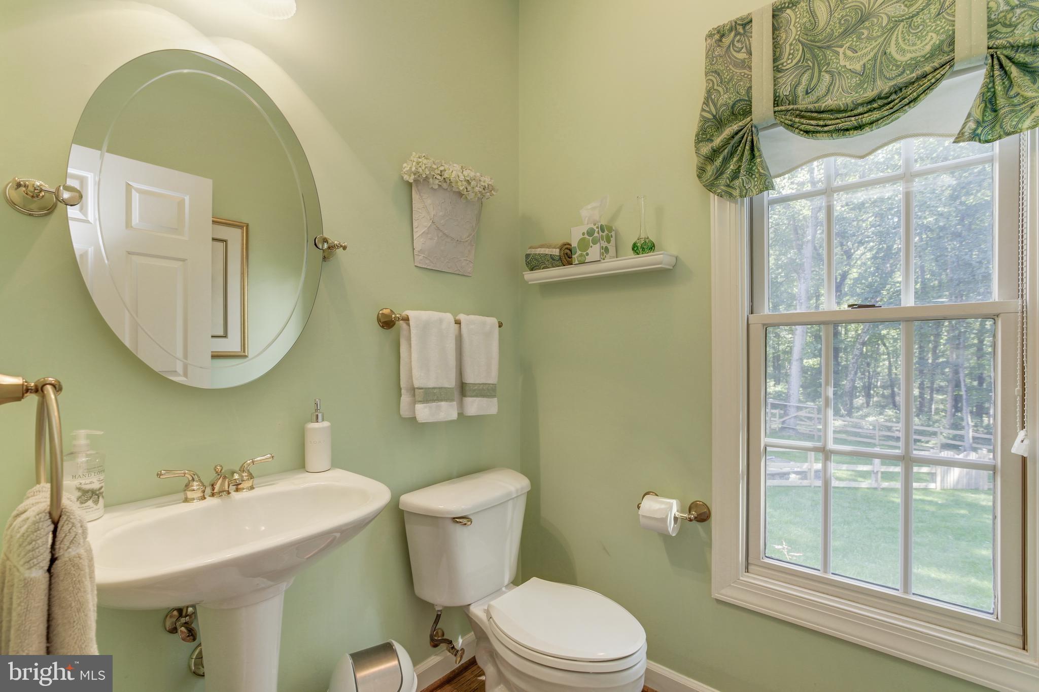 4514 Random Ridge Circle Olney, MD 20832 - Photo 31 of 70 Gallery Image 31