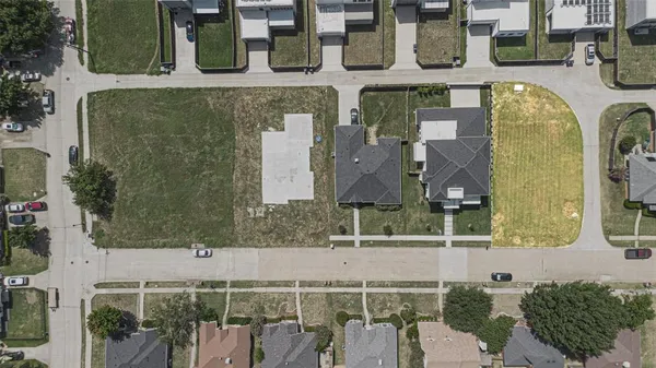 $325,000 | 9749 Williford Trail, Frisco, TX 75033