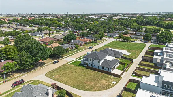 $325,000 | 9749 Williford Trail, Frisco, TX 75033