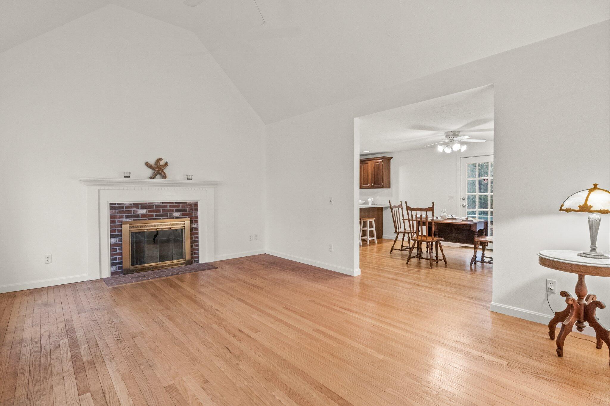 52 Goose Point Road Centerville, MA 02601 - Photo 14 of 71 Living room