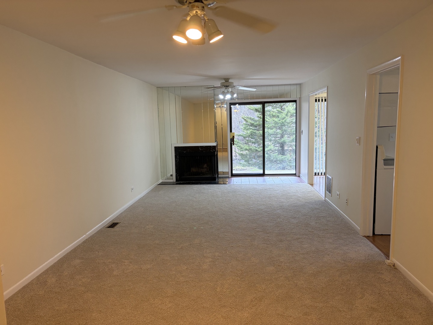 1-s055 Spring Road, Unit 1C Oak Brook, IL 60181 - Photo 2 of 24
