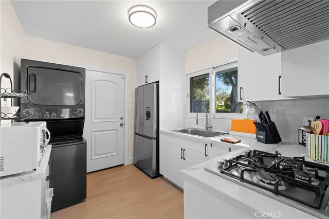 $1,820,000 | 2101 North Westwood Avenue, Santa Ana, CA 92706