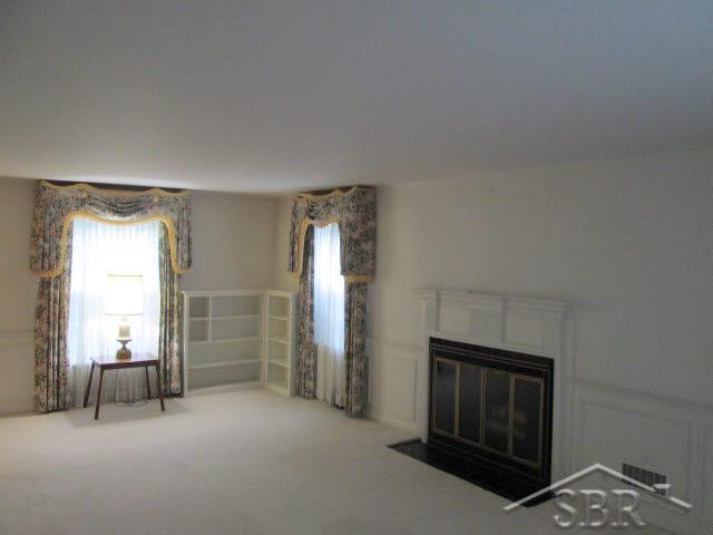 4493 Warren Street Bridgeport, MI 48722 - Photo 4 of 35 20362616-3.JPG