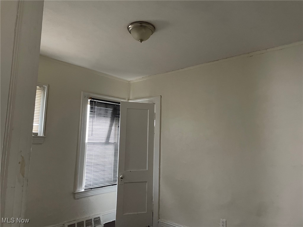 13428 Hartford Road Cleveland, OH 44112 - Photo 15 of 33 Down unit bedroom 1 view 2