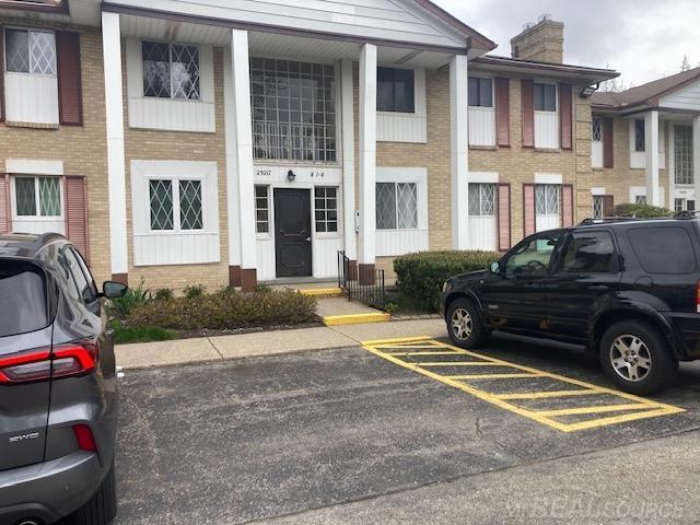 29217 Hayes Road, Unit 2 Warren, MI 48088 - Photo 2 of 26