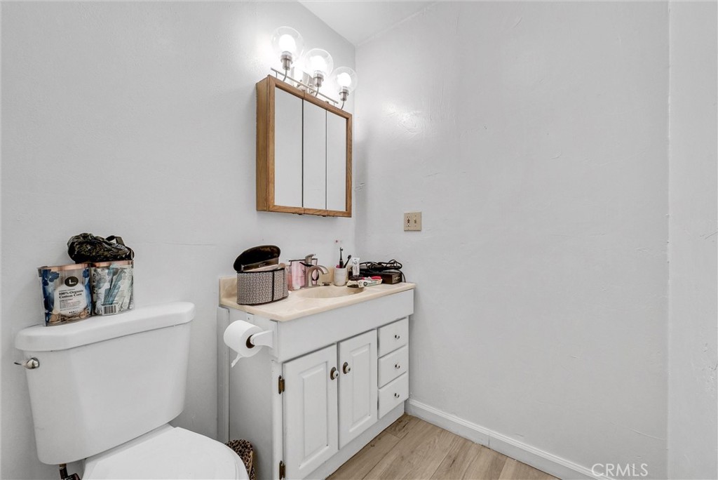 5291 Carnelian Street Rancho Cucamonga, CA 91701 - Photo 24 of 43 Bathroom Unit 2