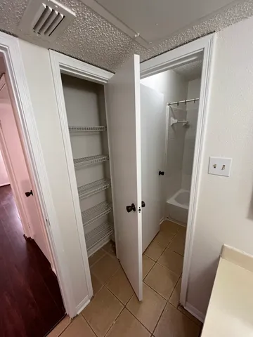 $94,500 | 2120 El Paseo Street, Unit 1912, Houston, TX 77054