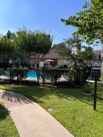 $94,500 | 2120 El Paseo Street, Unit 1912, Houston, TX 77054