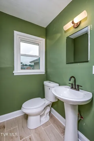 $279,000 | 1140 Foxcroft Road, Bristol, VA 24201