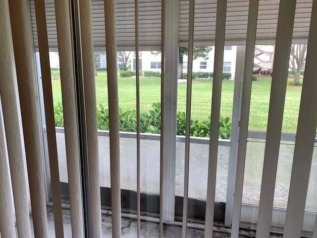 516 Mansfield M Boca Raton, FL 33434 - Photo 14 of 15 IMG_7903